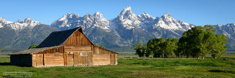 Classic Barn View print