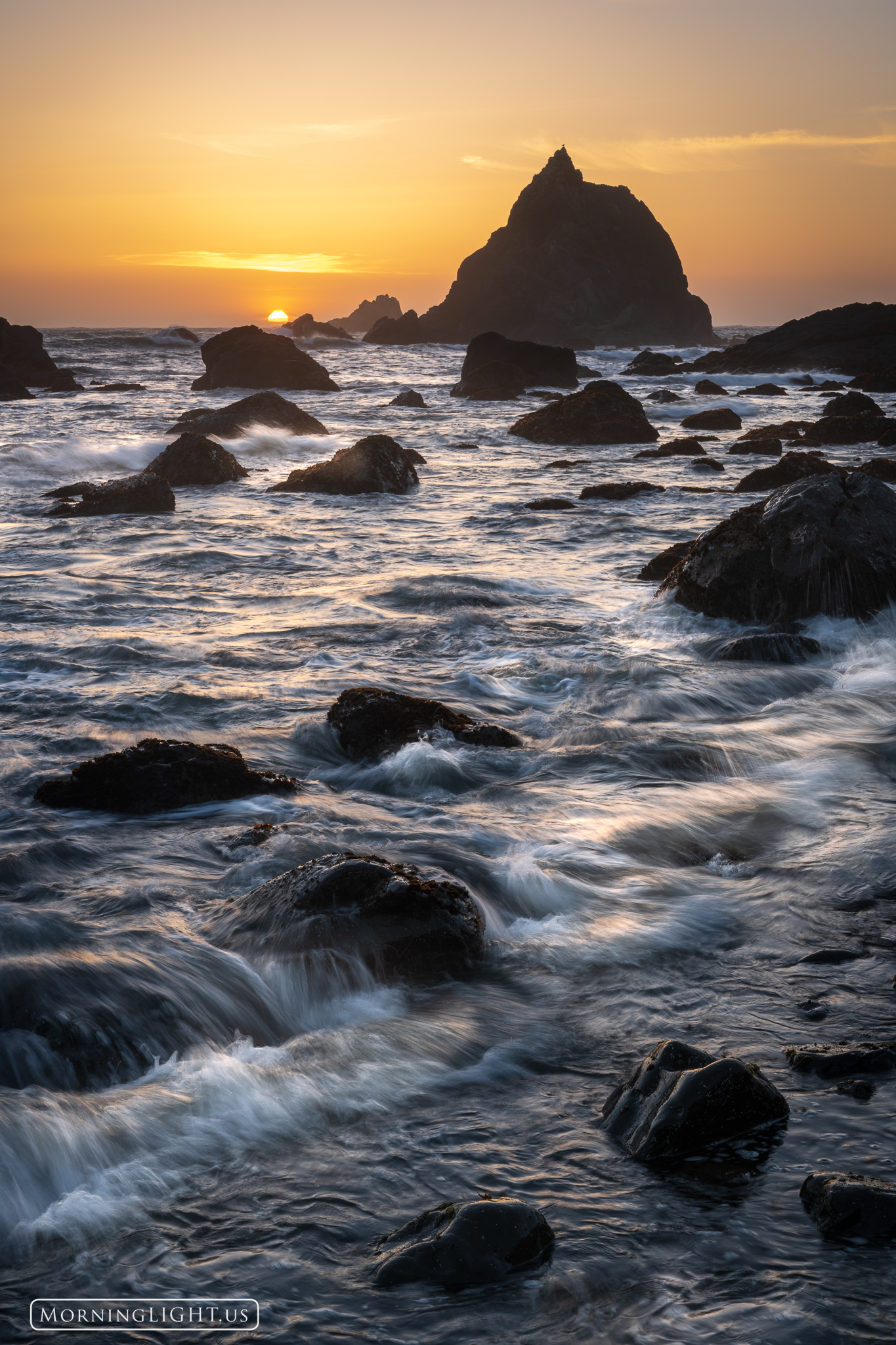 A gorgeous end to the day on the California coast in Redwood State and National Parks.